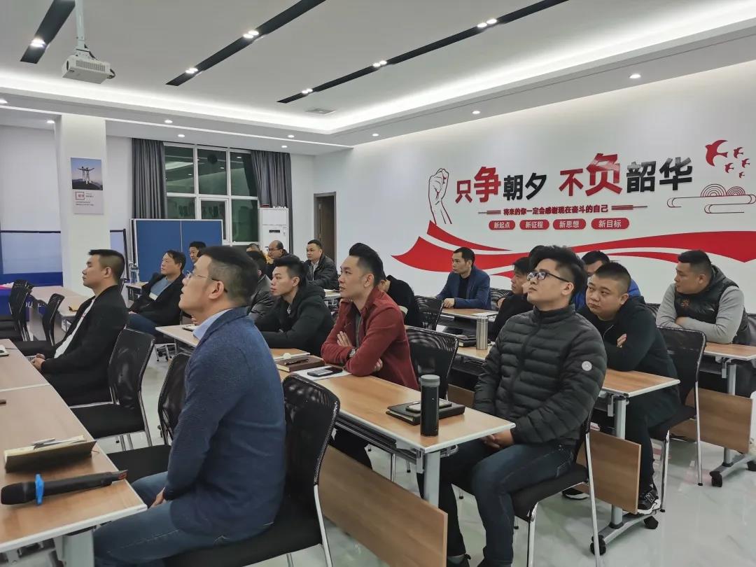完美收官！郎瑪瓷磚12月份再度斬獲“銷(xiāo)售冠軍品牌”稱(chēng)號(hào)！